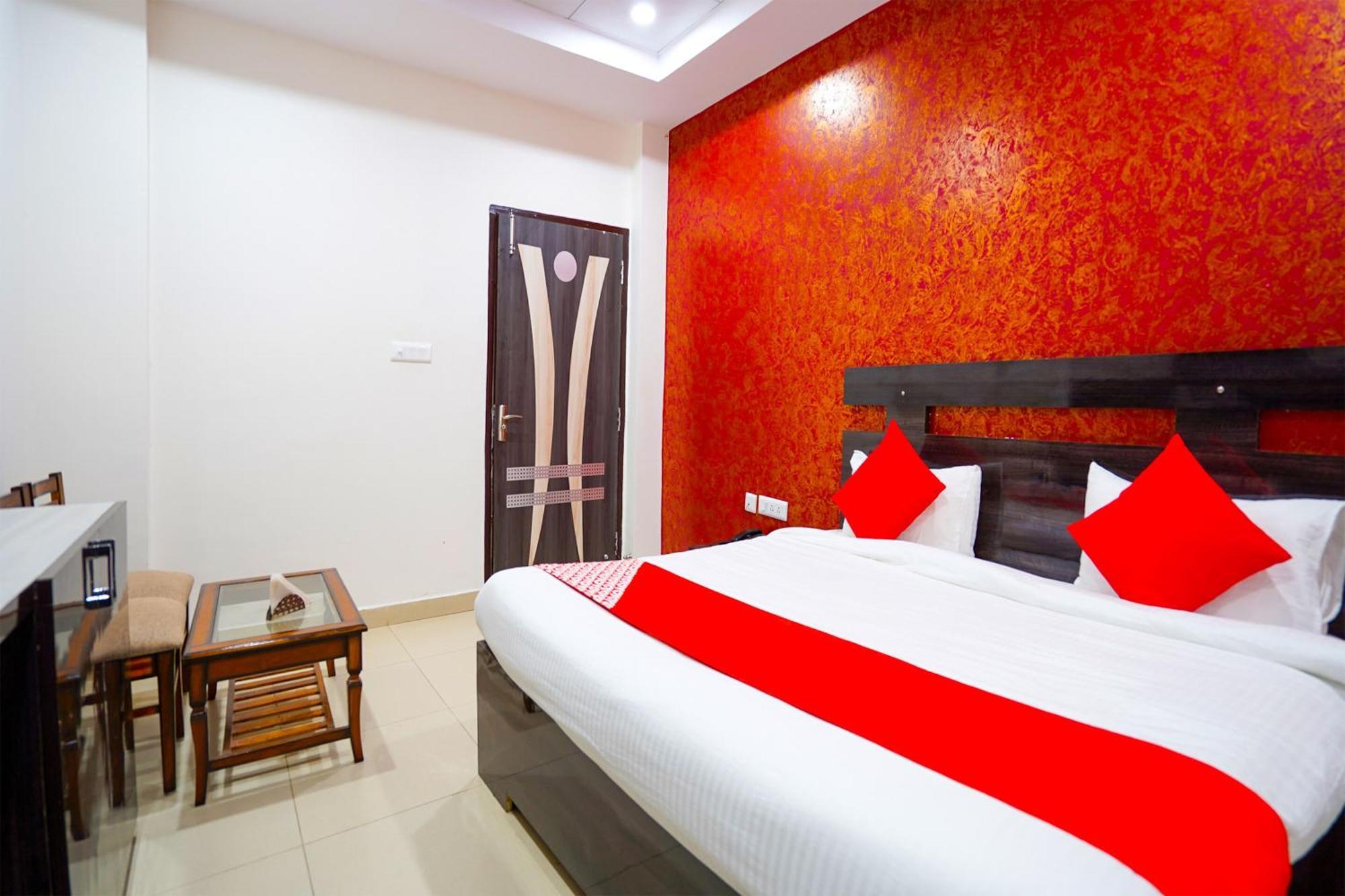 Hotel O H D Hotel Bhiwadi Ngoại thất bức ảnh